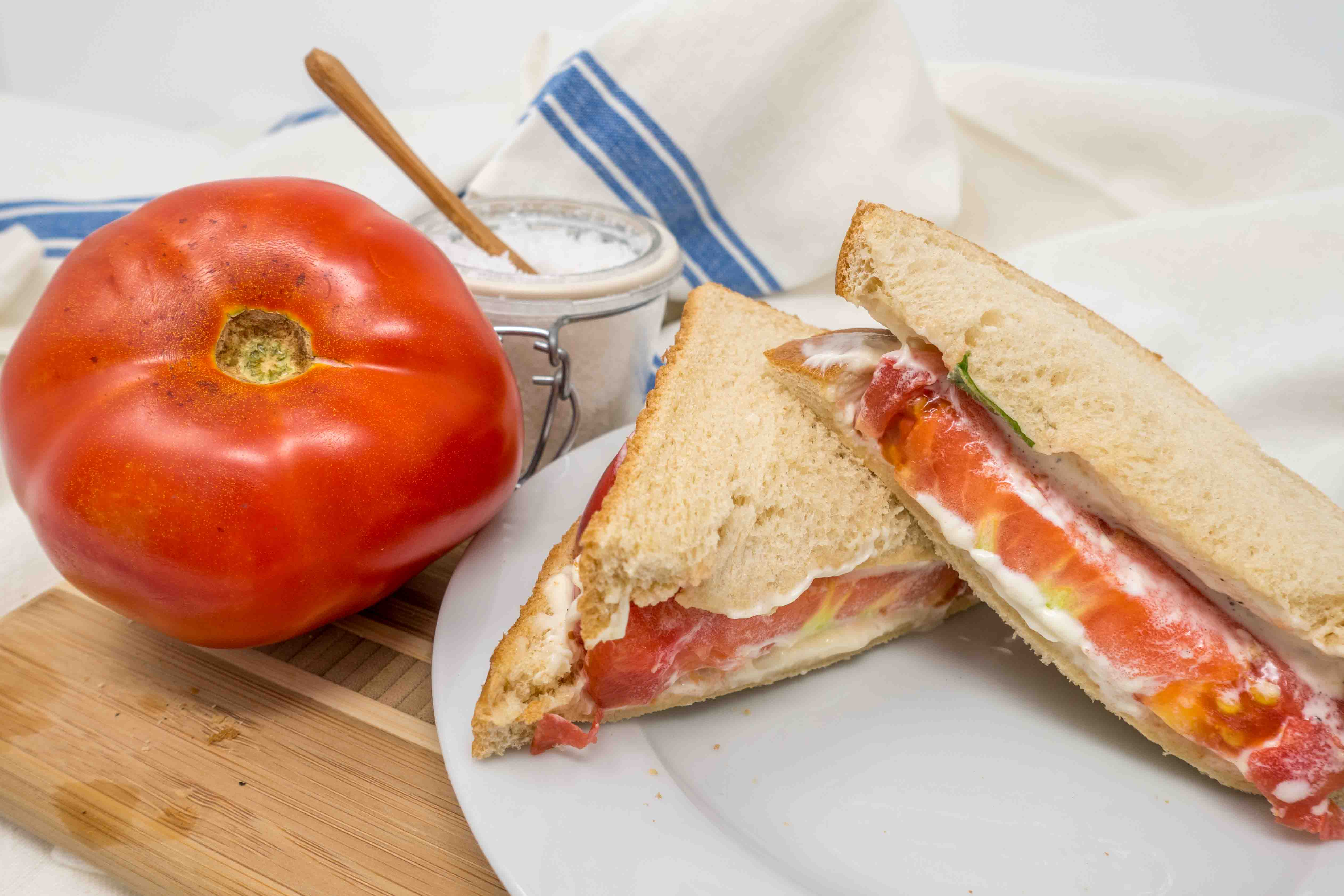 Southern tomato sandwiches are one of the best foods of summer